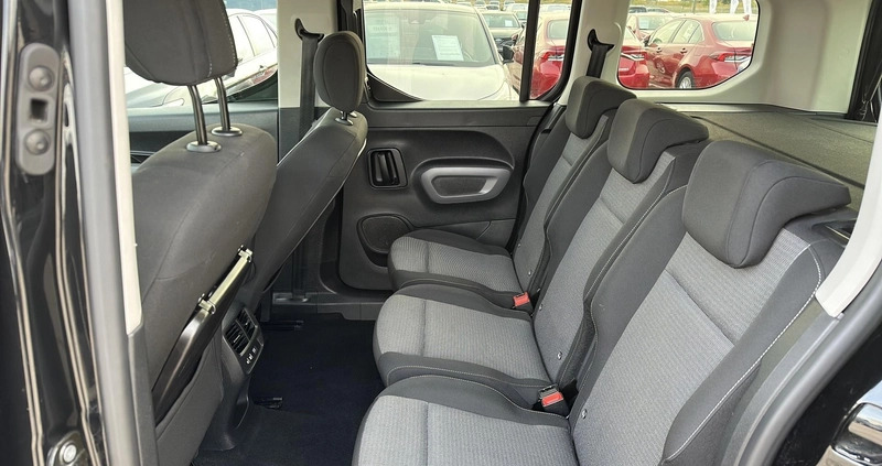 Toyota Proace City Verso cena 99900 przebieg: 116810, rok produkcji 2020 z Mikstat małe 232